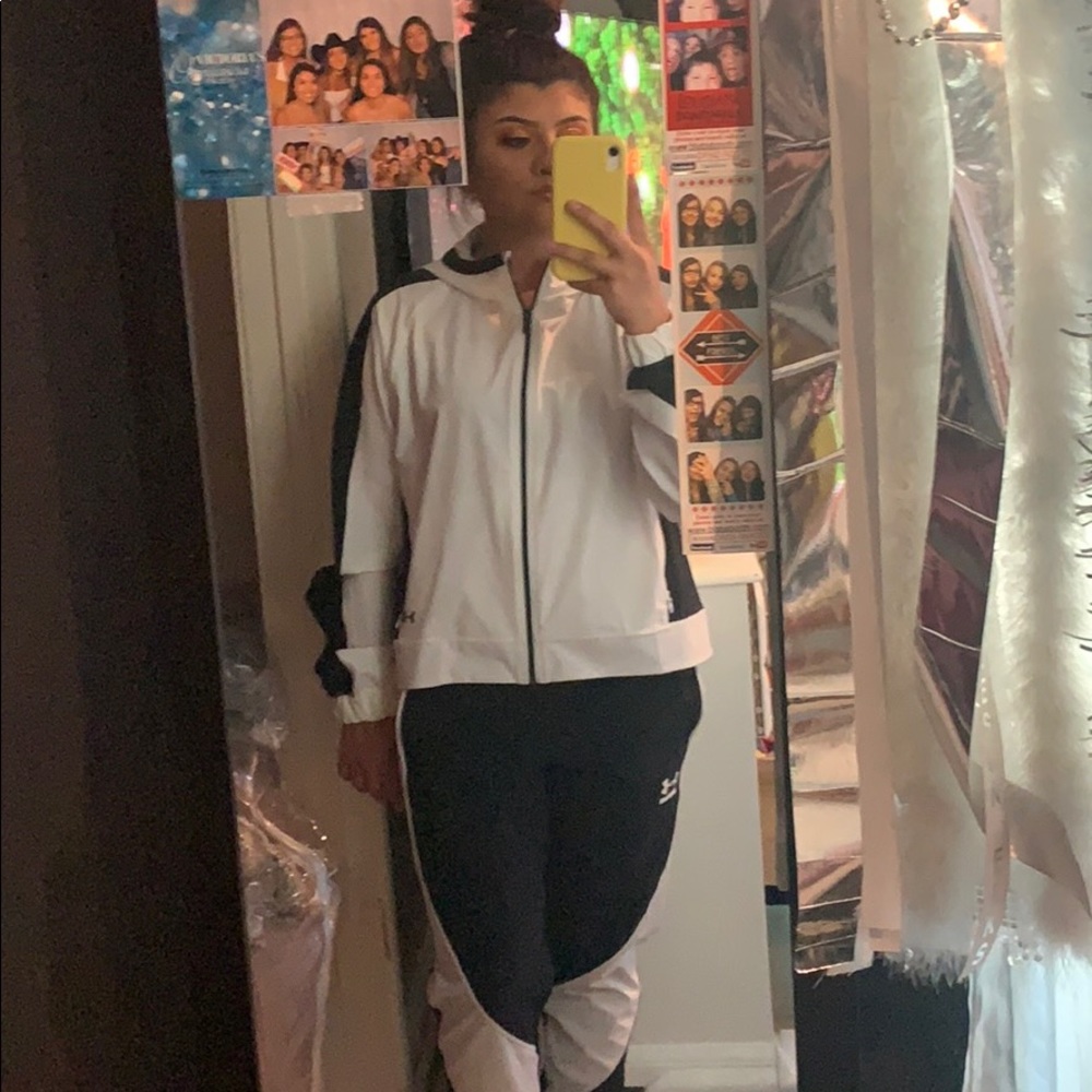 under armour track suit